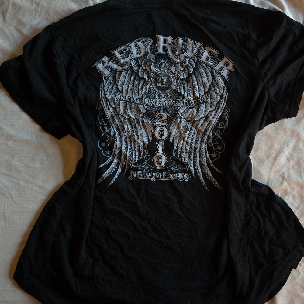 Black Red River Graphic T-Shirt